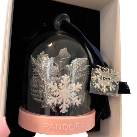 Other - Limited Edition Pandora 2019 Winter Wonderland Glass Ornament collectible